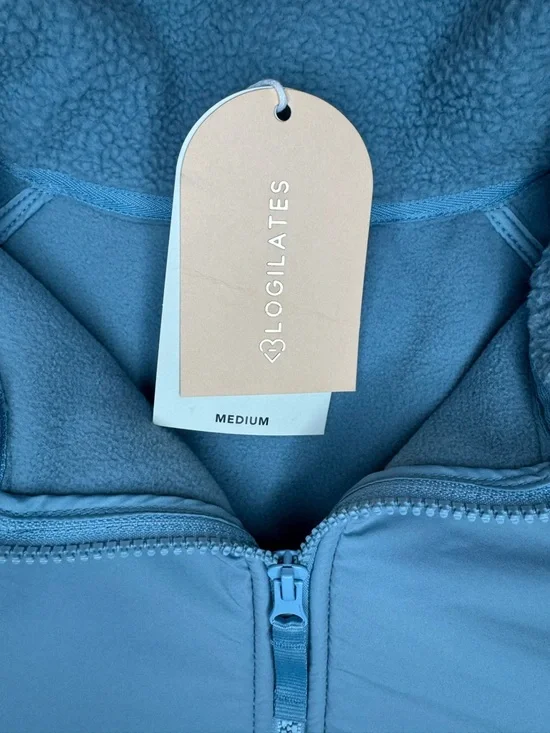 Blogilates Women’s Bonfire Fleece Jacket - Light Blue Size Medium NWT - Picture 9 of 14